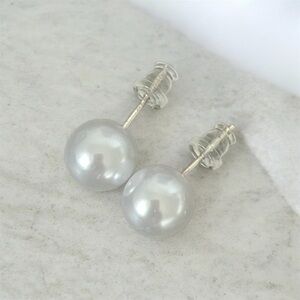Elegant Silver Pearl Sterling silver Stud Earrings 1cm